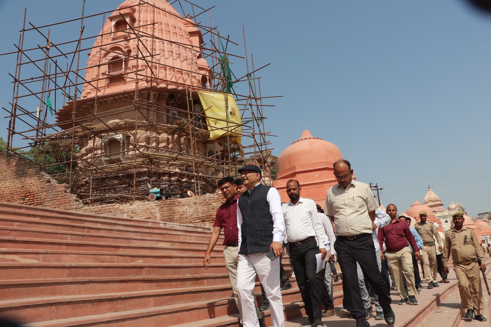 कैलाश मंदिर विकास में लापरवाही नहीं होगी बर्दाश्त, 75% काम पूरा, गुणवत्ता और तेजी के सख्त निर्देश