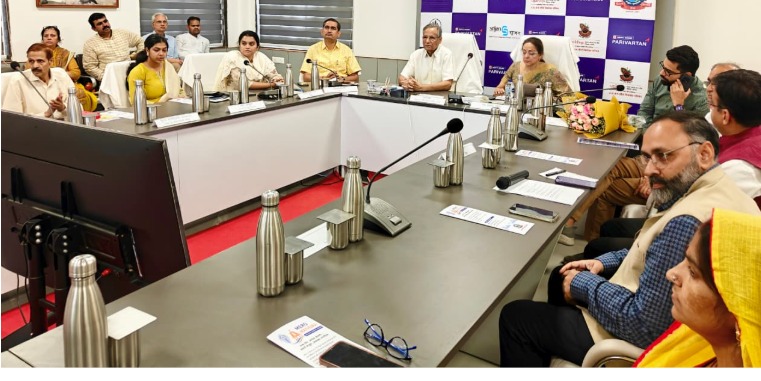 मथुरा सांसद हेमा मालिनी ने लॉन्च किया ‘मेरो मथुरा’ ऐप