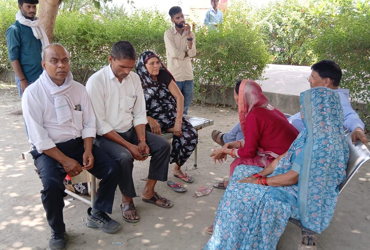 KASGANJ NEWS सड़क हादसे में घायल वृद्ध की उपचार के दौरान मौत, परिवार में मचा कोहराम