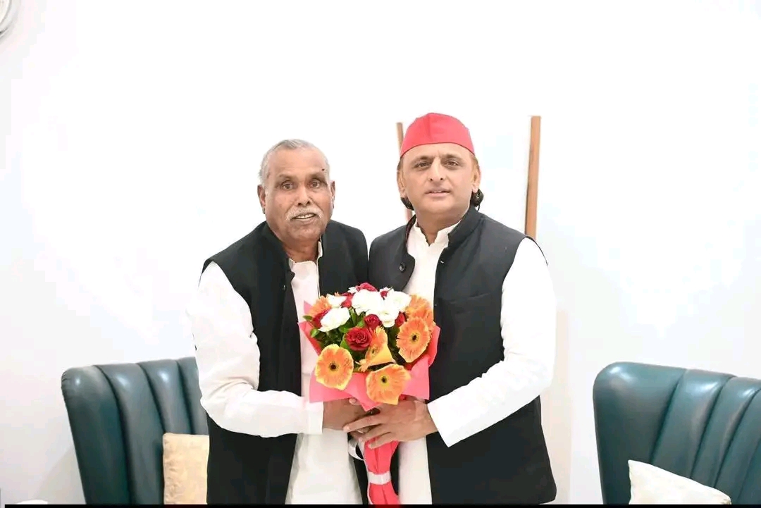 KASGANJ: उर्मिला गार्डन के उद्घाटन से आगे बढ़ी चर्चा, 12 जून को अखिलेश के दौरे पर टिकी निगाहें...कौन हैं देवेंद्र सिंह यादव जिनकी घर वापसी के चर्चे तेज
