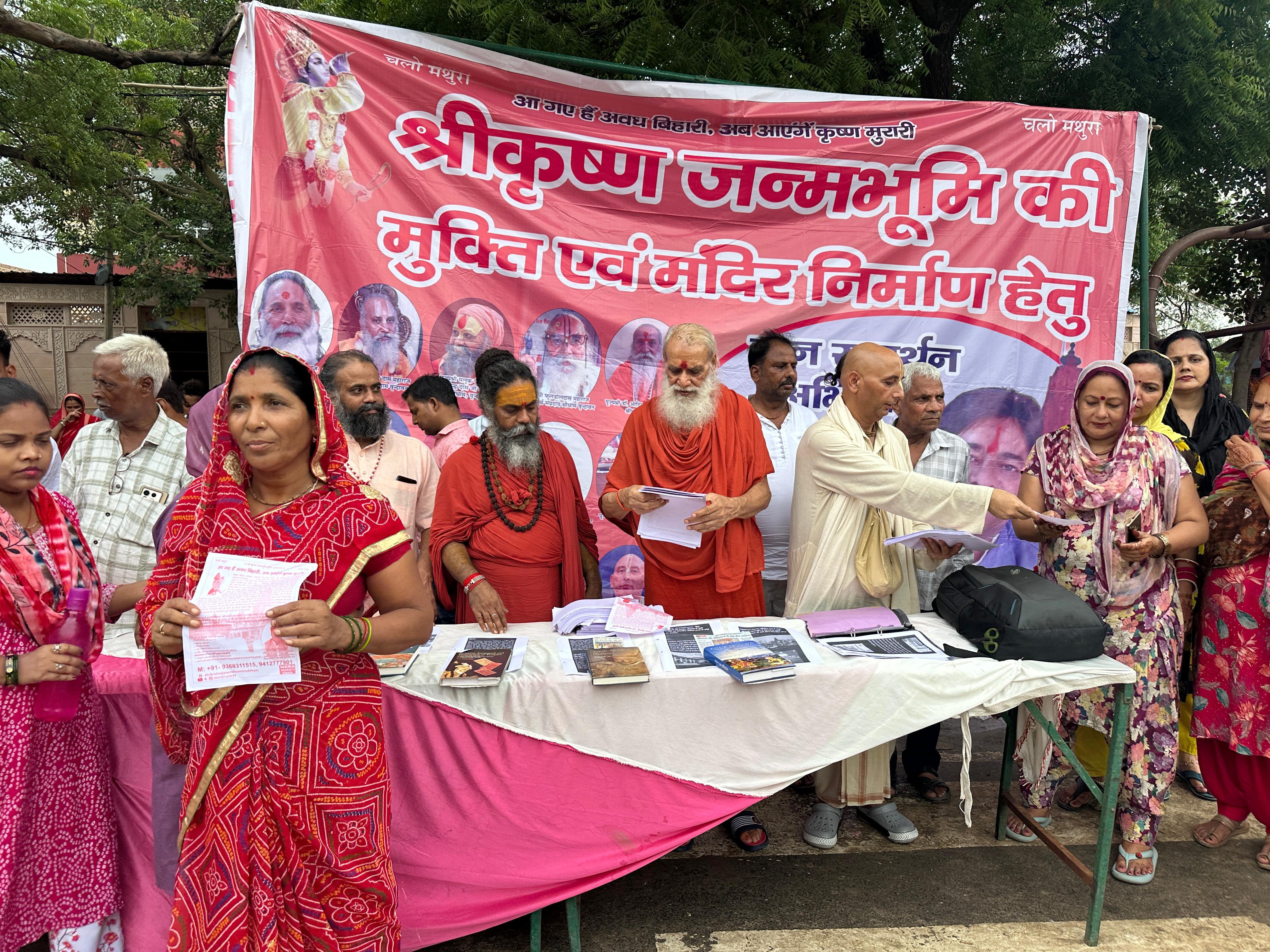 मुडिया पूर्णिमा मेले में श्रीकृष्ण जन्मभूमि से जुड़े ऐतिहासिक साक्ष्यों की प्रदर्शनी, लाखों श्रद्धालुओं तक पहुंचा जनजागरण अभियान