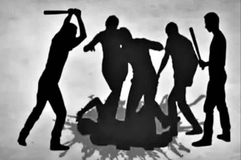 Kasganj: बधाई मांगने के दौरान मंगलामुखियों में मारपीट मामला....चार के खिलाफ FIR दर्ज